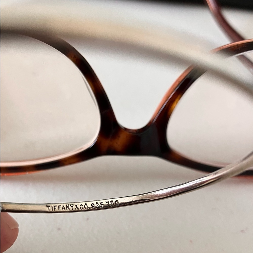 Authentic Tiffany & Co. silver and gold bangle. lucky in love knot. - Picture 4 of 4